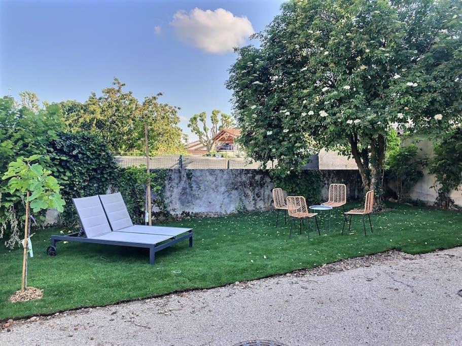 Charme Et Quietude Au Coeur Du Quartier Tiret Villa Ambérieu-en-Bugey Eksteriør bilde